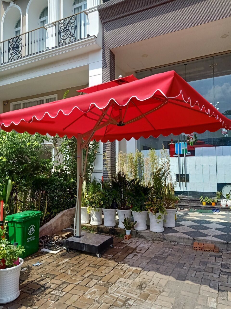 DÙ VUÔNG LỆCH TÂM QUẬN 5