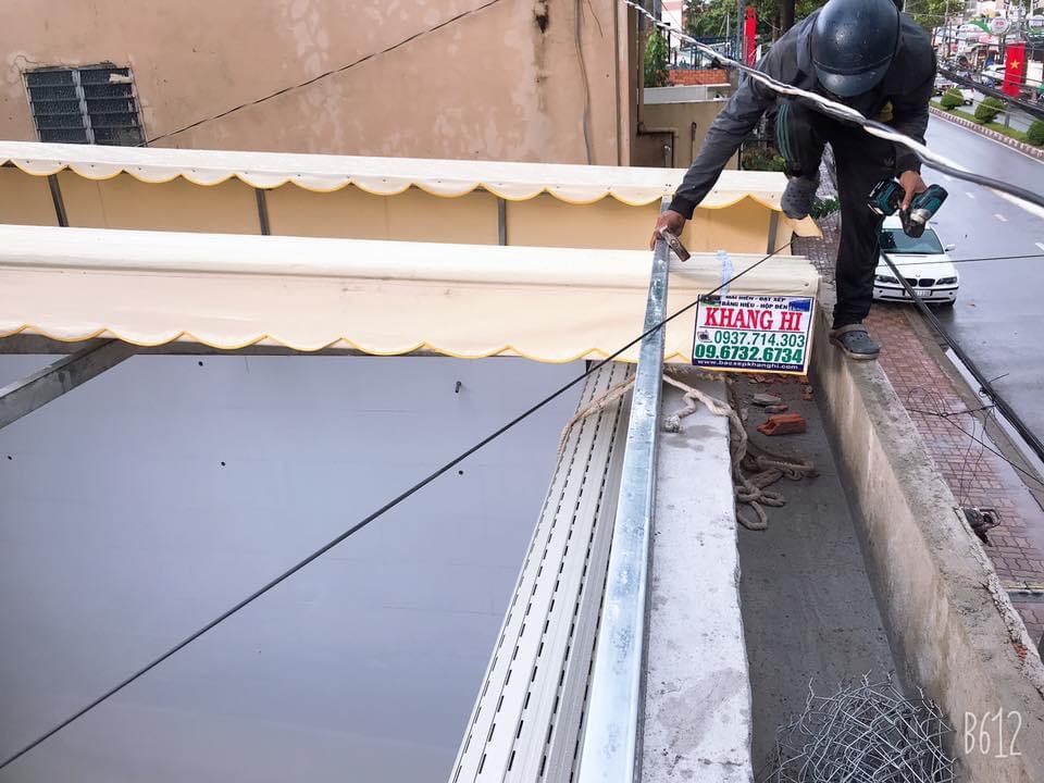 Mái xếp quán cafe cao cấp